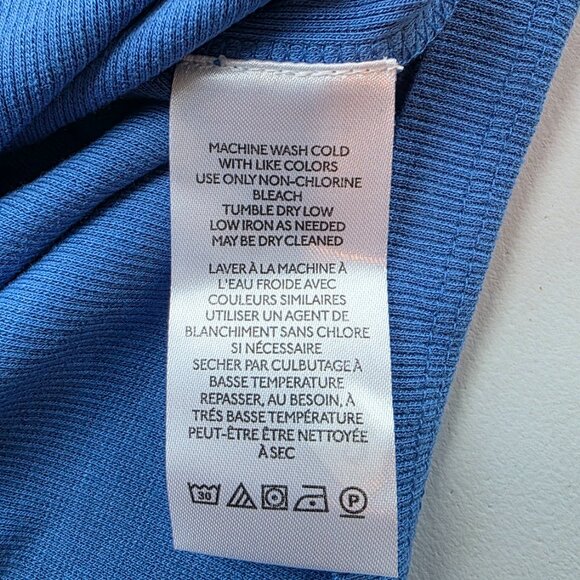 Pilcro Preppy V-neck T-shirt - Picture 6 of 7